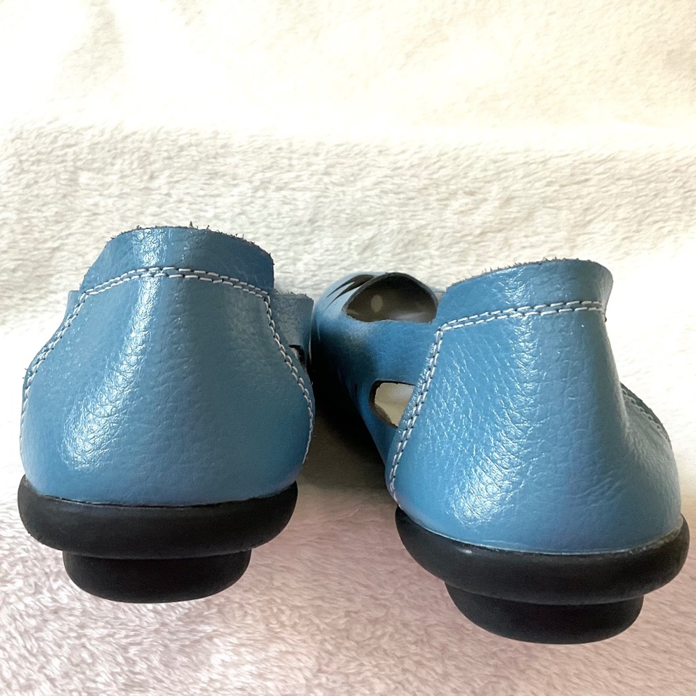 Blue Genuine Leather Minimalist Comfort Slip On Flats Cutout Shoes Size 7 - Picture 10 of 12